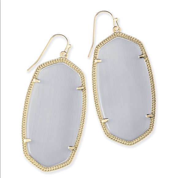 Kendra Scott Jewelry - Kendra Scott Danielle Earrings